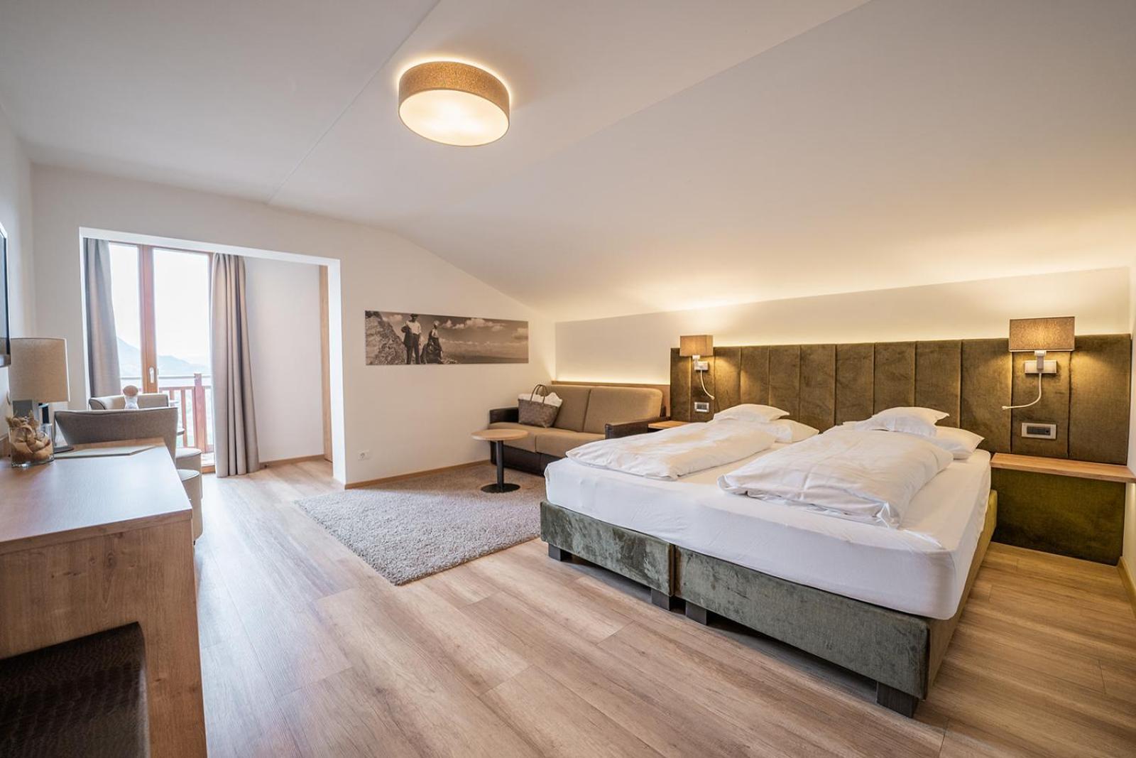 Hotel Brunnhofer Tirolo Bagian luar foto