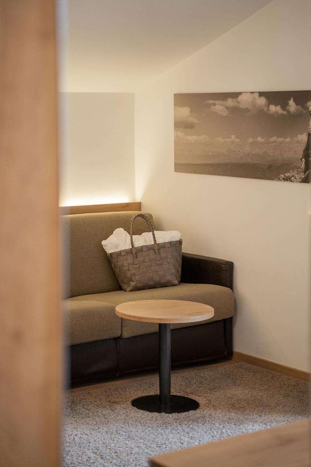 Hotel Brunnhofer Tirolo Bagian luar foto
